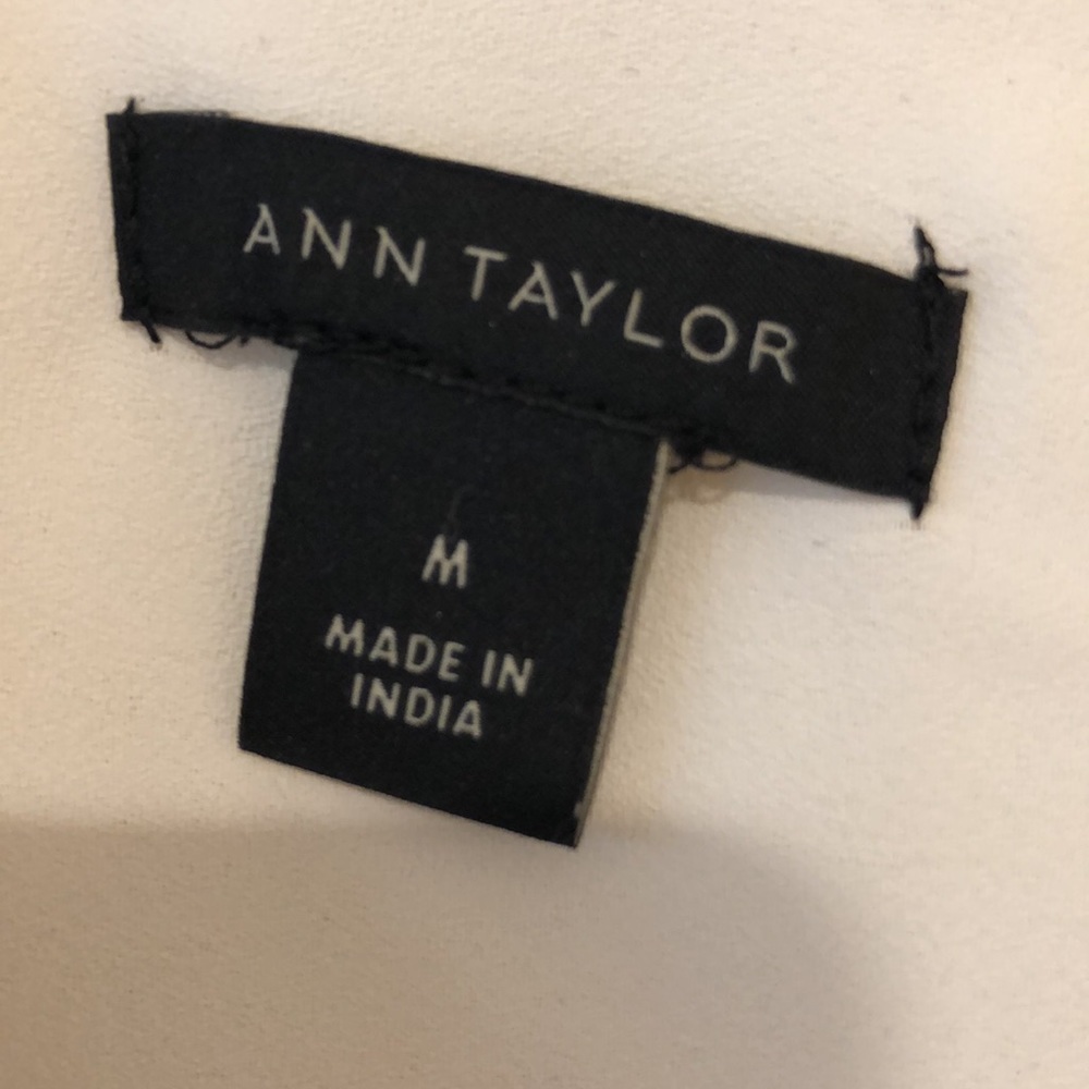 Ann Taylor Bronze Strass top - Picture 2 of 5